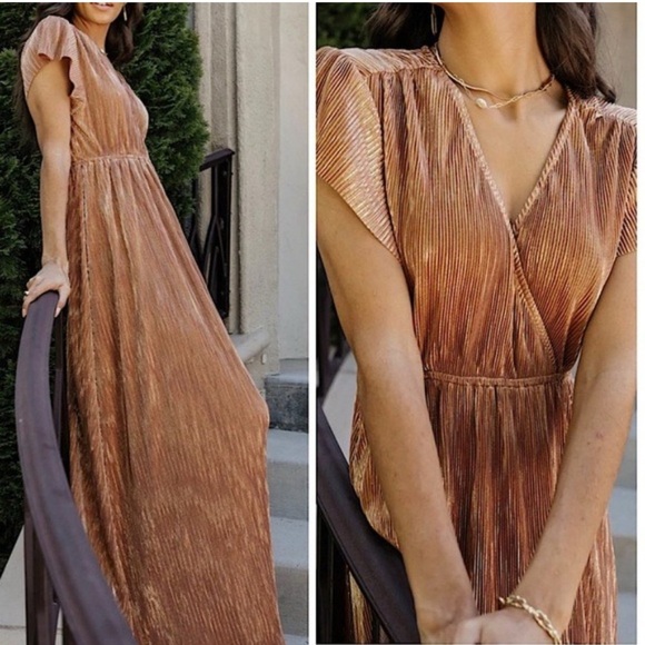 NWT See and Be Seen Arya Metallic Bronze Maxi Dress Size Medium - Picture 12 of 12